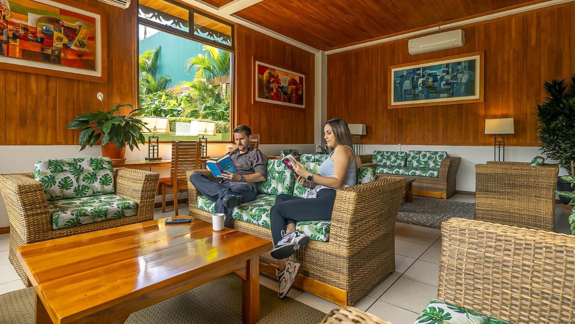 Ficus Sunset Suites Monteverde Extérieur photo