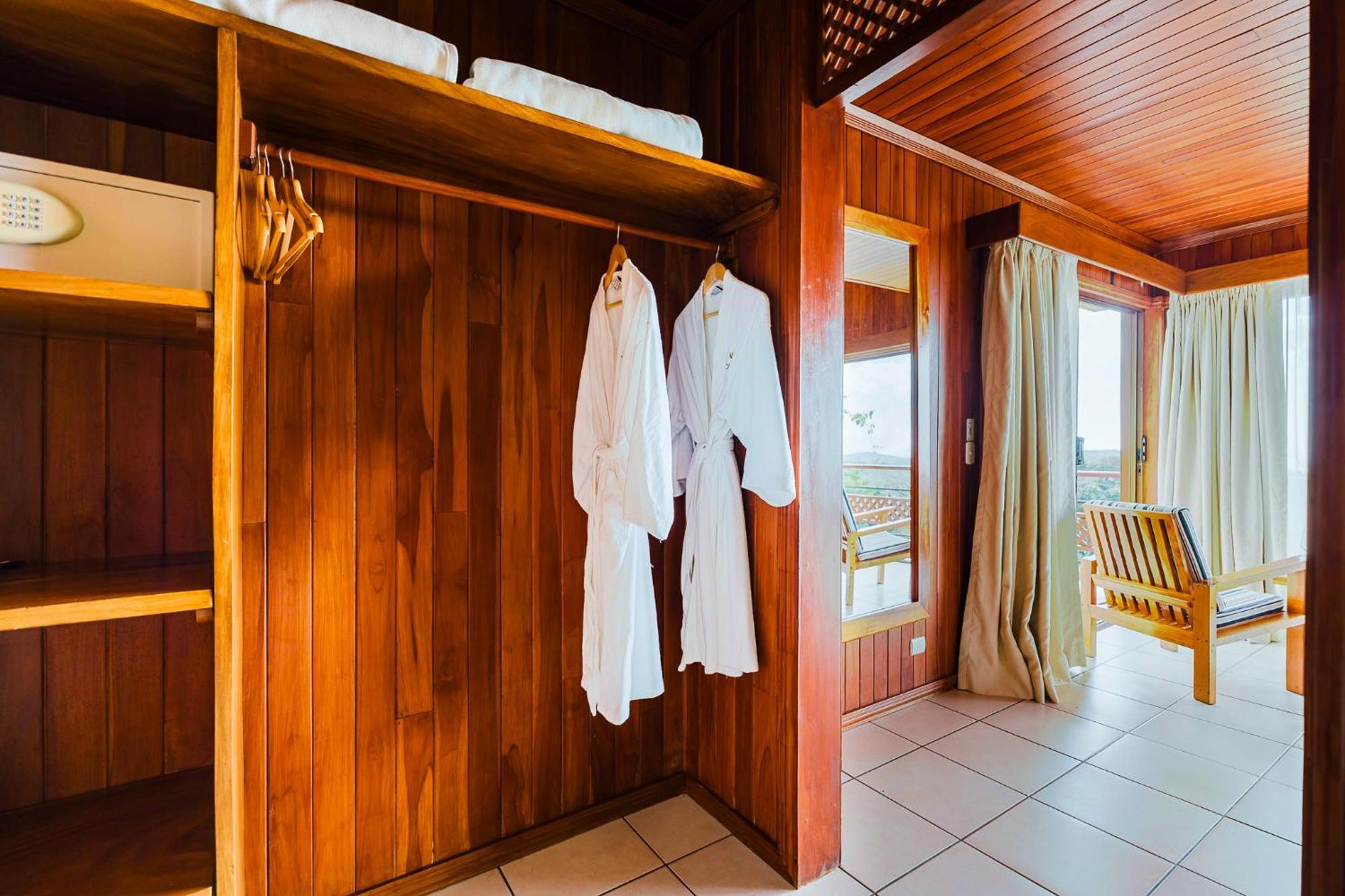 Ficus Sunset Suites Monteverde Extérieur photo