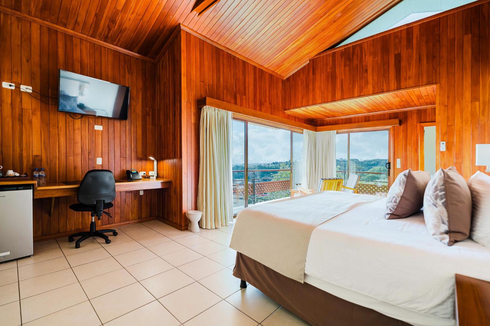 Ficus Sunset Suites Monteverde Extérieur photo