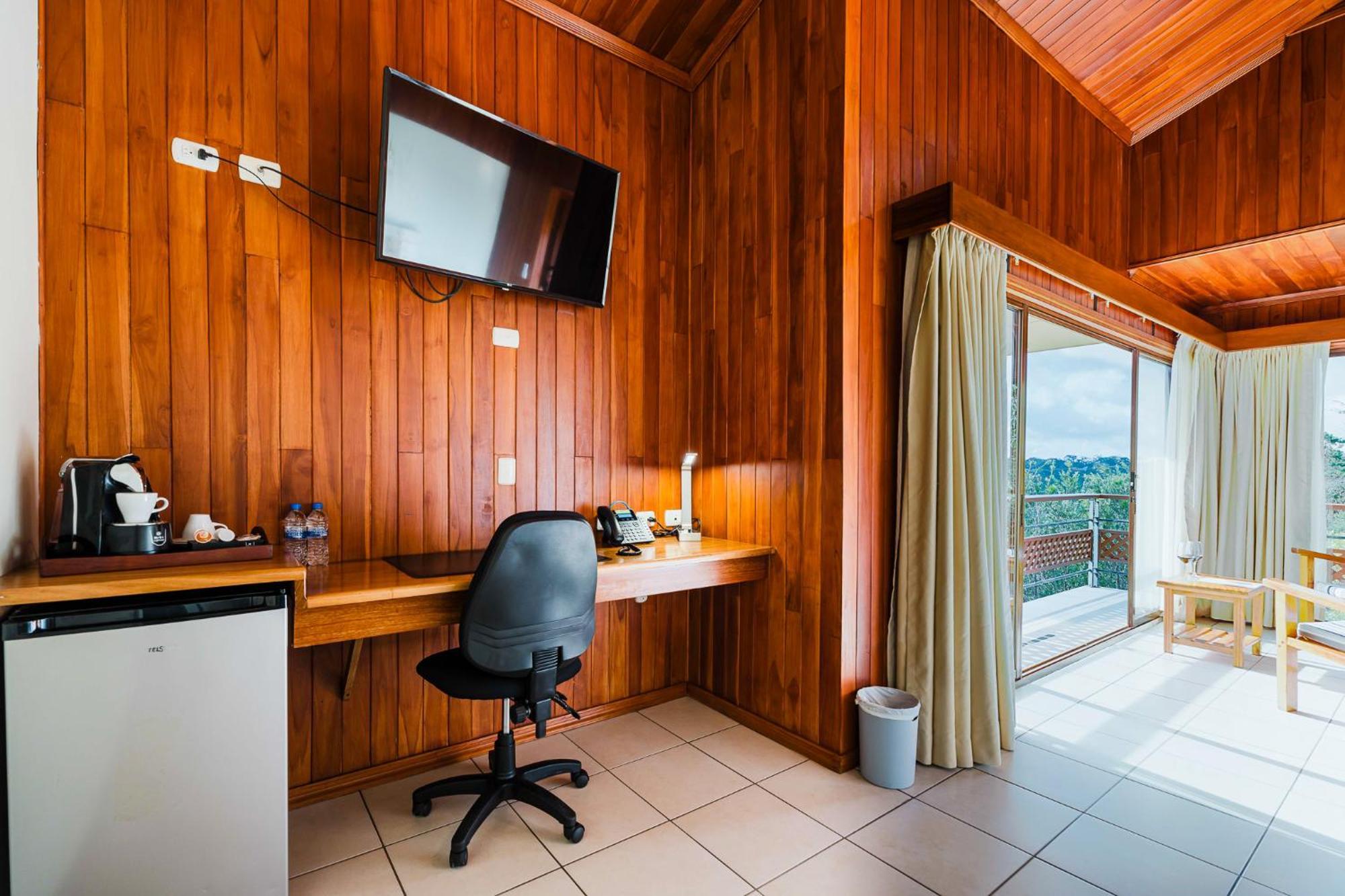 Ficus Sunset Suites Monteverde Extérieur photo